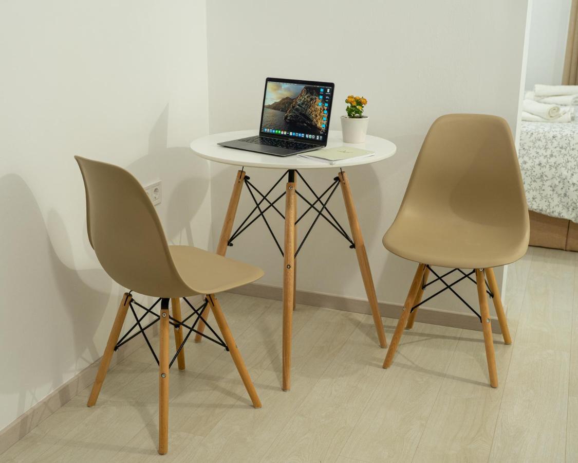1Bd - Deer Traveler Central Apt テッサロニキ エクステリア 写真